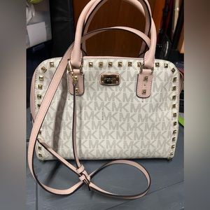 Michael Kors pink purse